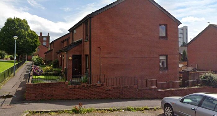 2 Bedroom Detached House To Rent In Glasgow, G13