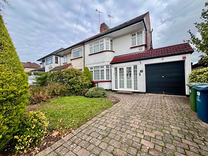 4 Bedroom Semi Detached House To Rent In Hill Road, Pinner, HA5