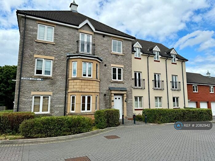 2 Bedroom Flat To Rent In Latimer Close, Bristol, BS4