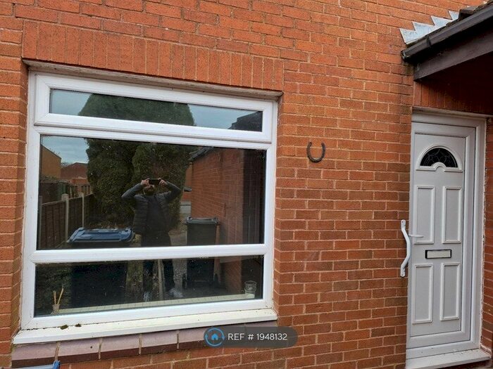 3 Bedroom Semi-Detached House To Rent In Devon Road, Rednal, Birmingham, B45