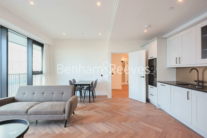 2 Bedroom Apartment To Rent In Merino Gardens, London Dock, E1W