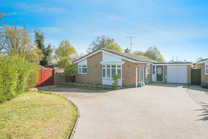 3 Bedroom Detached Bungalow For Sale In Sandringham Close, Ipswich, IP2