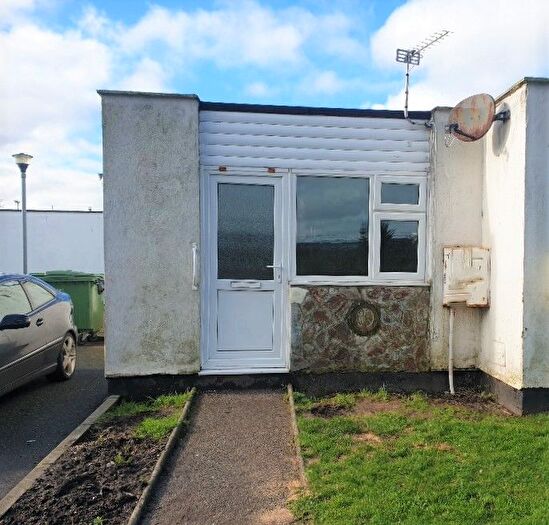 1 Bedroom Bungalow To Rent In Jelbert Way, Penzance, TR18
