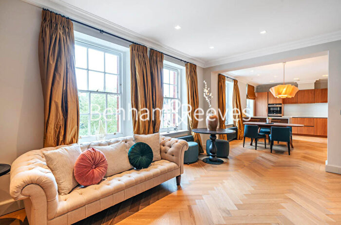 2 Bedroom Apartment To Rent In Kidderpore Avenue, Hampstead, NW3