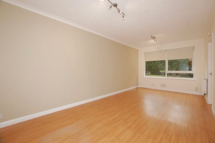 1 Bedroom Flat To Rent In Hayne Road, Beckenham, BR3