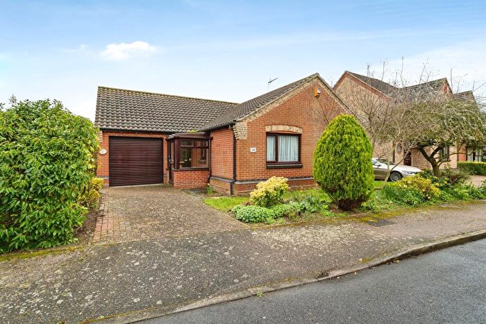 3 Bedroom Detached Bungalow For Sale In Causeway Close, Brockdish, Diss, IP21