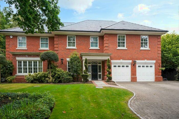 6 Bedroom Detached House To Rent In Water Lane, Cobham, KT11