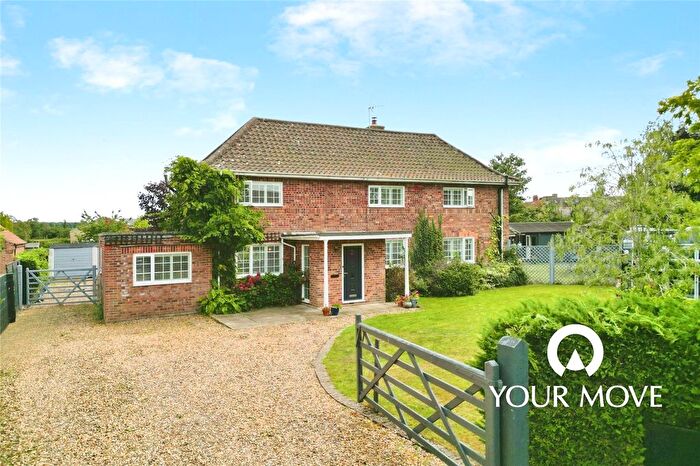 4 Bedroom Detached House For Sale In The Street, Earsham, Bungay, Suffolk, NR35