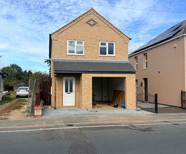 3 Bedroom Detached House For Sale In Huntingdon Road, Chatteris, Cambs, PE16