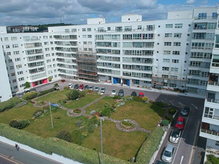 3 Bedroom Apartment To Rent In E, Marine Gate, Marine Drive, Brighton, BN2