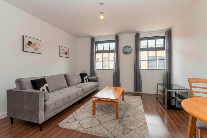 2 Bedroom Flat To Rent In Kenyon Street, Hockley, Birmingham, B18