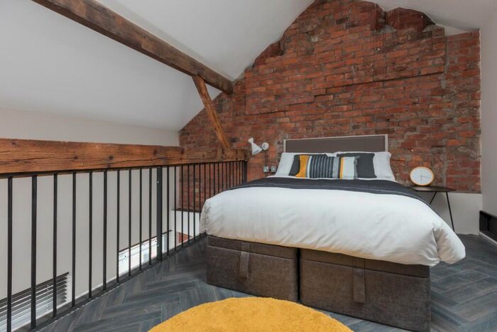 1 Bedroom Apartment To Rent In King Street, Manchester, Greater Manchester, M2