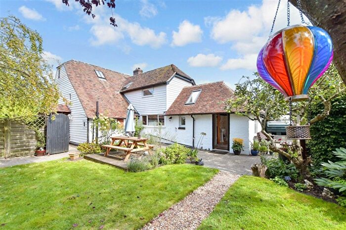 4 Bedroom Detached House For Sale In Ashford Road, Ivychurch, Romney Marsh, Kent, TN29