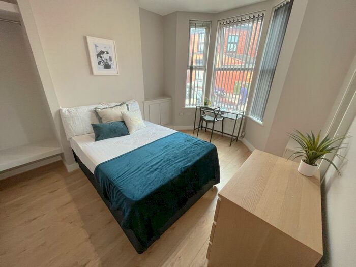 4 Bedroom Terraced House To Rent In Empress Road, L7