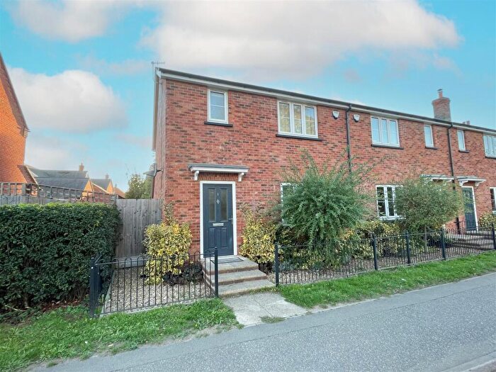 2 Bedroom House To Rent In Village Of Stoke Hammond, MK17