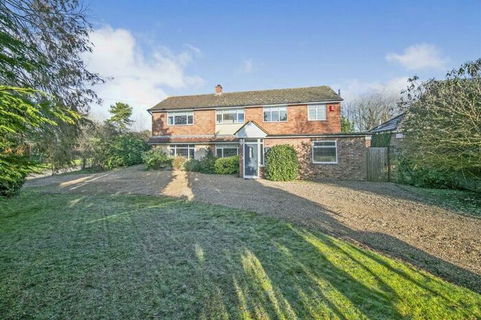 4 Bedroom Detached House For Sale In The Street, Burstall, Ipswich, IP8