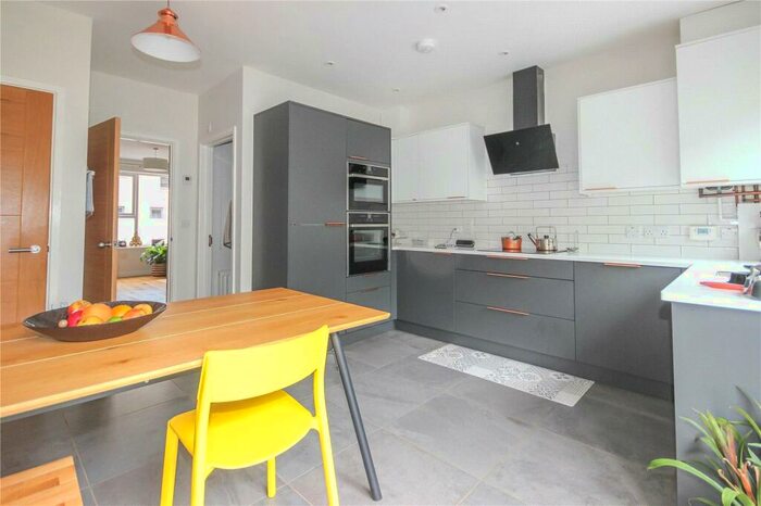 3 Bedroom House To Rent In Midland Terrace, Fishponds, Bristol, BS16