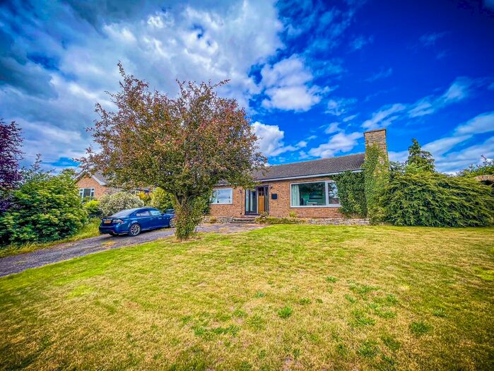 2 Bedroom Detached Bungalow To Rent In Main Street, Boothby Graffoe, Lincoln, LN5