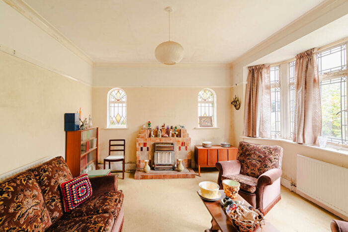 3 Bedroom Detached House For Sale In St. Martin's Road, Knowle, Bristol, BS4