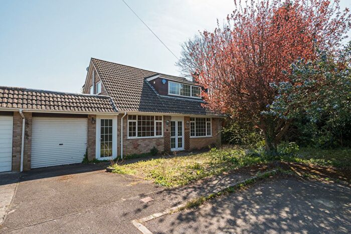 4 Bedroom Detached Bungalow For Sale In Gatchell Green, Trull, TA3