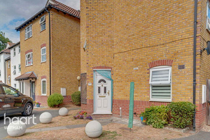 Studio For Sale In Armiger Way, Witham, CM8