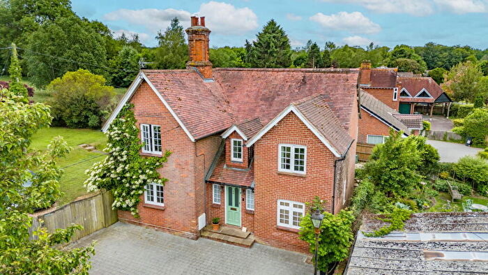 4 Bedroom Detached House For Sale In Southington, Overton, Basingstoke, RG25