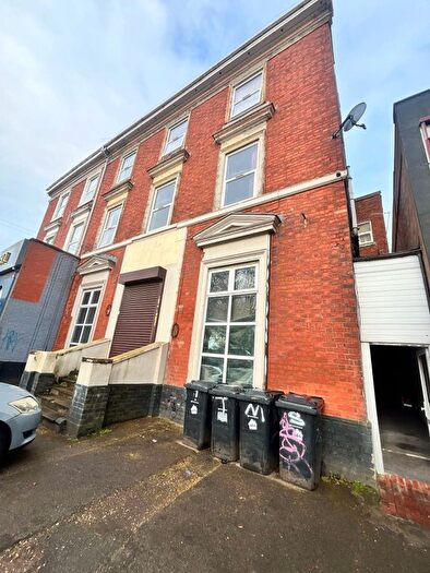 2 Bedroom Flat To Rent In Moseley Road, Balsall Heath, Birmingham, B12