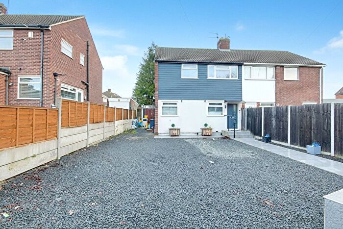 3 Bedroom Semi-Detached House For Sale In Brookfield Lane East, Cheshunt, Waltham Cross, Hertfordshire, EN8