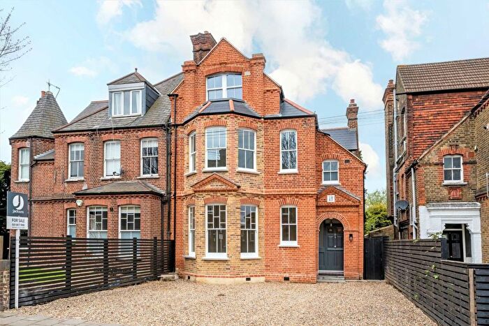 5 Bedroom Semi-Detached House For Sale In Killieser Avenue, Streatham, SW2