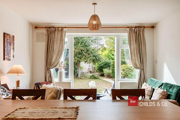 1 Bedroom Flat For Sale In High Street, Wargrave, RG10