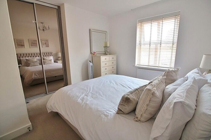 2 Bedroom Apartment For Sale In The Old Brewery, London Road, PO8