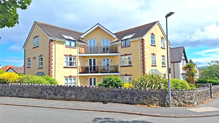 2 Bedroom Apartment For Sale In Albert Drive, Deganwy, Conwy, LL31