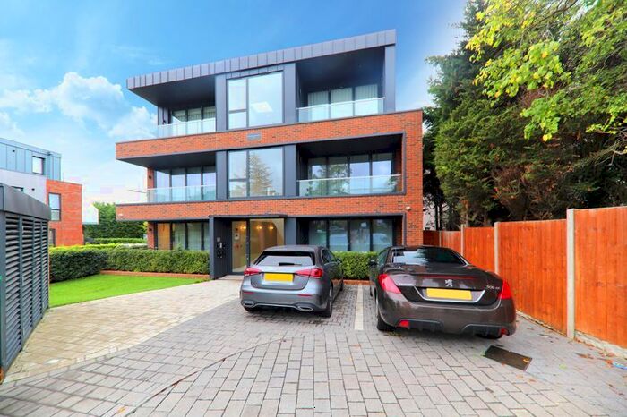 2 Bedroom Flat To Rent In Eastbury Avenue, Northwood, HA6