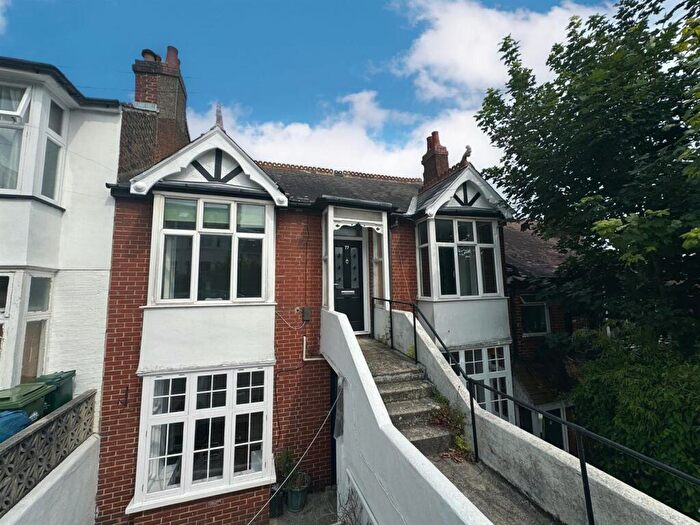 3 Bedroom Flat To Rent In Princes Road, Brighton, BN2
