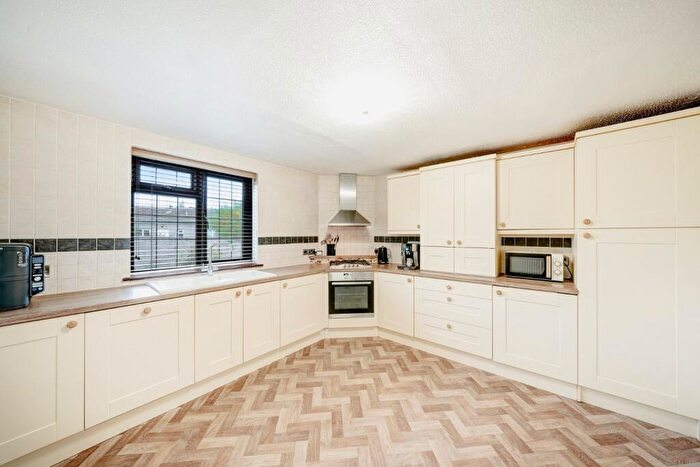 4 Bedroom Detached House For Sale In Goss Lane, Nailsea, North Somerset, BS48