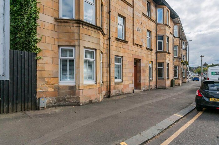 2 Bedroom Flat For Sale In / Neilston Road, Paisley, PA2