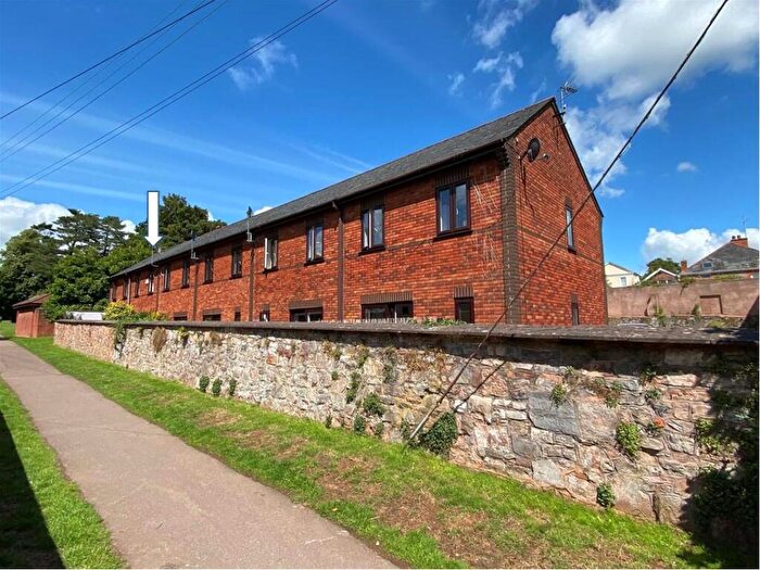 2 Bedroom Terraced House To Rent In Bartows Causeway, Tiverton, EX16