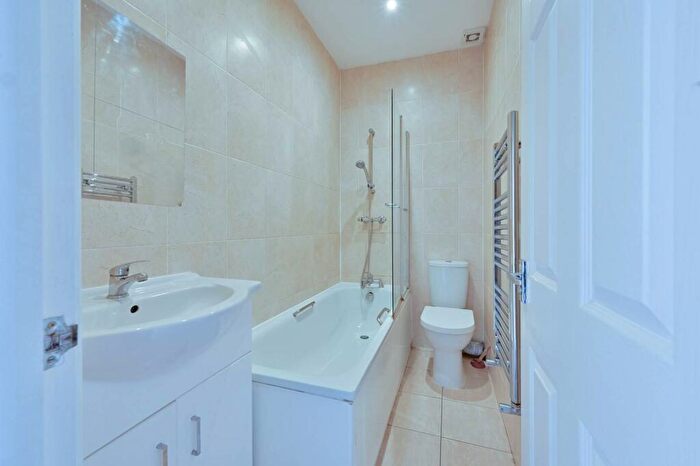 2 Bedroom Flat To Rent In Sherwood Road, South Harrow, HA2
