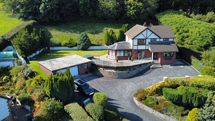 4 Bedroom Detached House For Sale In Cwm Ystrad Park, Johnstown, Carmarthen, SA31