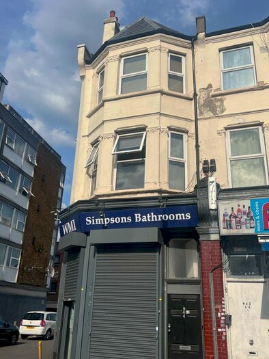 1 Bedroom Flat To Rent In High Road, London, N12