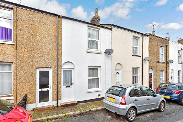 2 Bedroom Terraced House For Sale In Alma Road, Ramsgate, Kent, CT11