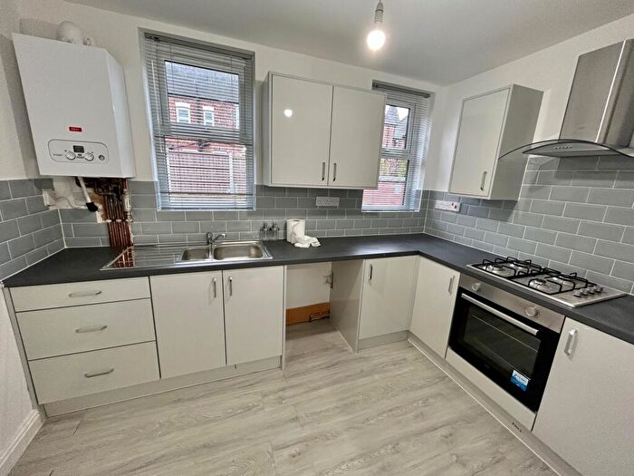 1 Bedroom Flat To Rent In Grosvenor Road, Whalley Range, M16