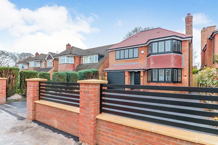 5 Bedroom Detached House To Rent In Holte Drive, Sutton Coldfield, B75