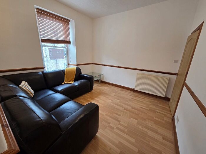 2 Bedroom Flat To Rent In Granton Place, West End, Aberdeen, AB10