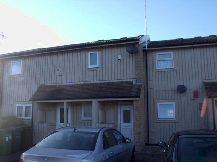 2 Bedroom Flat To Rent In Hinchcliffe, Orton Goldhay, Peterborough, PE2