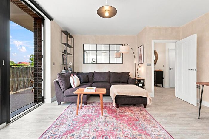 2 Bedroom Flat For Sale In Distillery Building, Fish Island, E3
