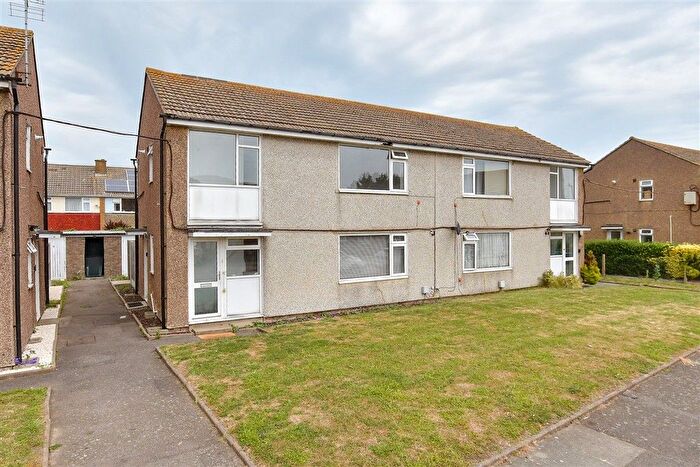 1 Bedroom Flat For Sale In Mentmore Road, Ramsgate, Kent, CT12