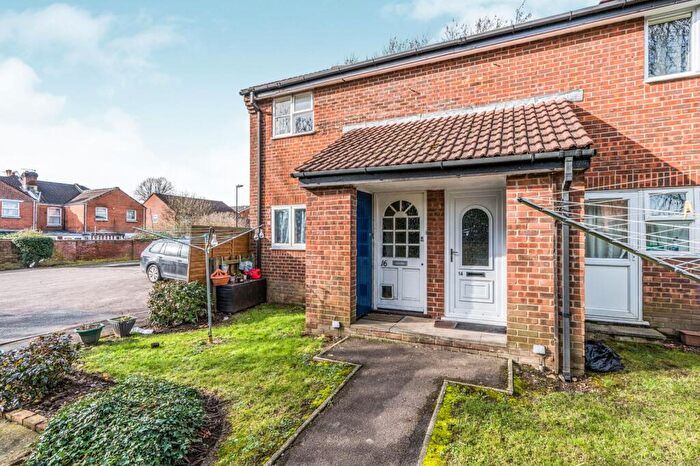 1 Bedroom Flat To Rent In Yarmouth Gardens, Southampton, SO15