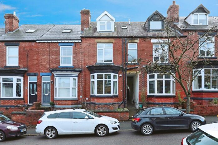 3 Bedroom Terraced House For Sale In Huntingtower Road, Sheffield, South Yorkshire, S11