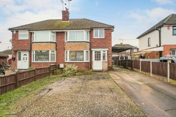 3 Bedroom Semi-Detached House For Sale In Tan Y Clawdd, Johnstown, Wrexham, LL14